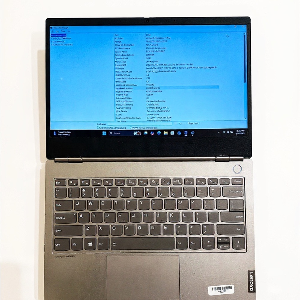 Lenovo Silver Laptop with Black Keyboard - Picture 2 of 4